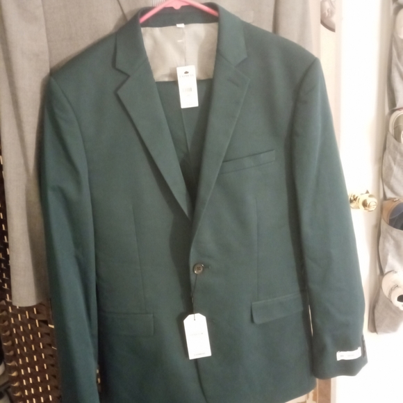 BRAND NEW SUITS